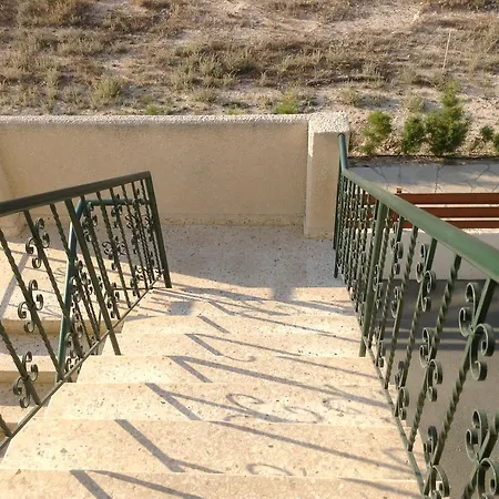 Bayview Amathusia Λεμεσός